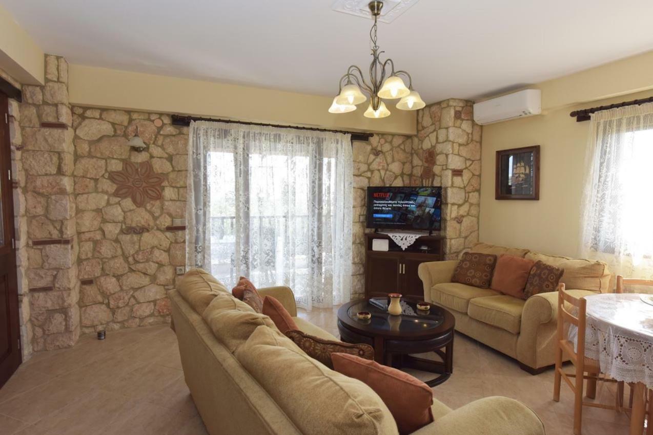 Captain's Villa Appartments Psakoudia Extérieur photo